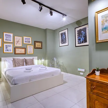 Chic 2 Bedroom In Balluta, St Julians By Sf Homes 公寓