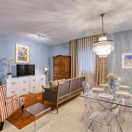 公寓 Chic 2 Bedroom In Balluta, St Julians By Sf Homes *
