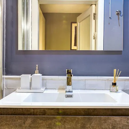公寓 Chic 2 Bedroom In Balluta, St Julians By Sf Homes *