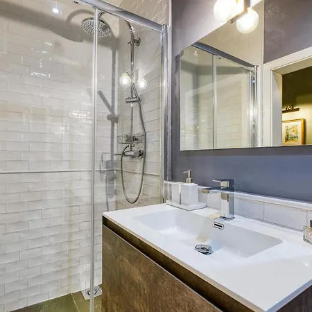 公寓 Chic 2 Bedroom In Balluta, St Julians By Sf Homes *