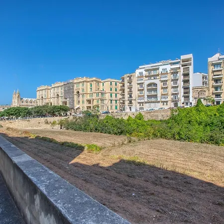 公寓 Chic 2 Bedroom In Balluta, St Julians By Sf Homes Saint Julian's