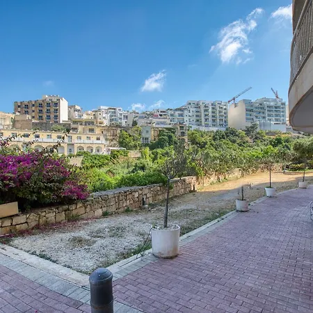 公寓 Chic 2 Bedroom In Balluta, St Julians By Sf Homes